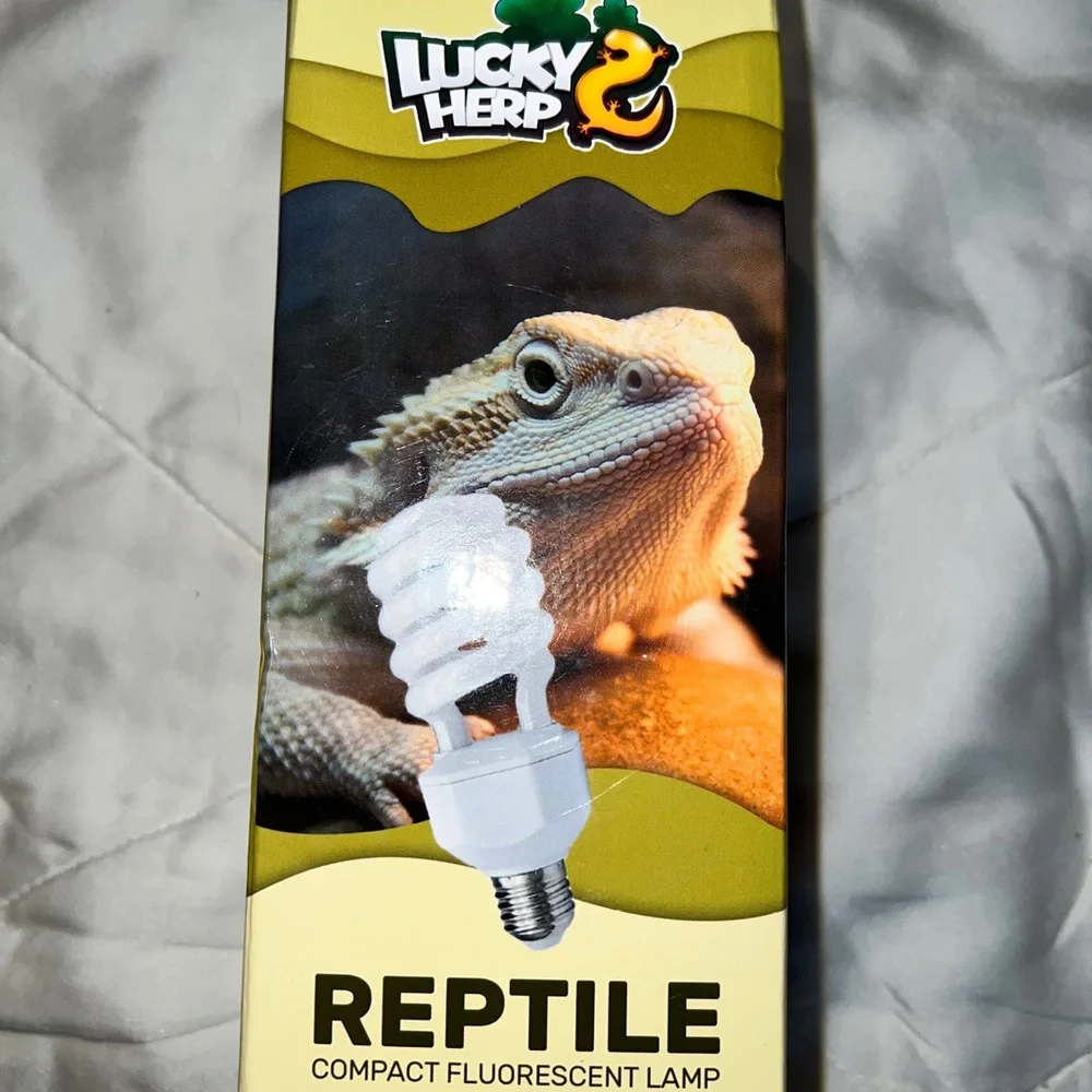 New High UVA UVB Reptile Light 10.0, Desert UVB 150 Compact Fluorescent Lamp 23W